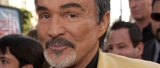 Burt Reynolds får intensivvård