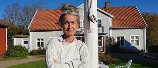 Stridbar Maria flyttar hem till Motala: "Om det är ett gubbvälde så går jag in i det"