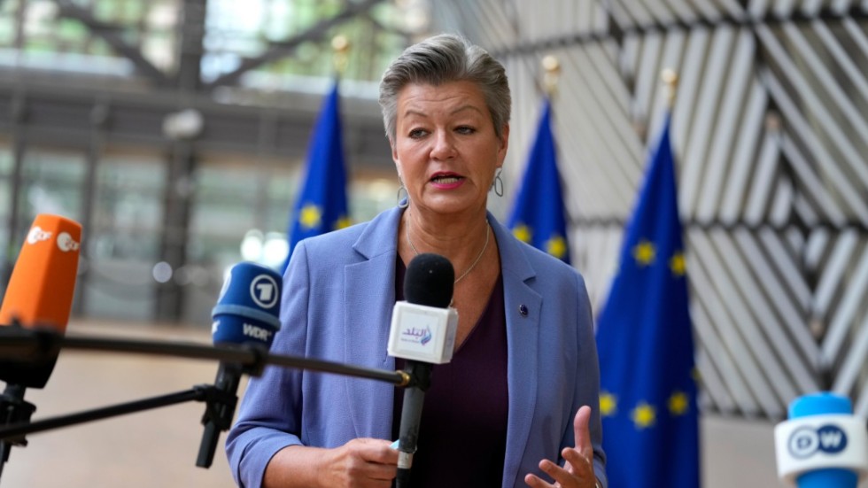 Ett möte om fler kvotflyktingar från Afghanistan ska hållas i september, utlovar EU:s inrikeskommissionär Ylva Johansson vid tisdagens inrikes- och migrationsministermöte i Bryssel.