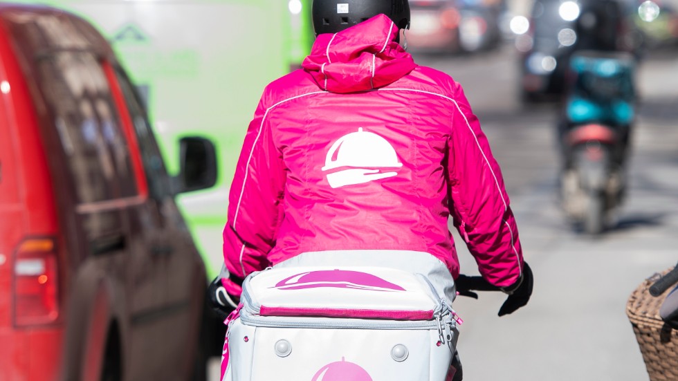 Ett cykelbud från Foodora. Arkivbild.