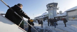 Hård kritik mot flygförseningar