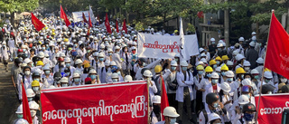 Partitopp död efter nattliga räder i Myanmar