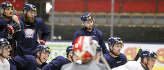 LHC får vänta på centerstjärnan – och målvakten borta