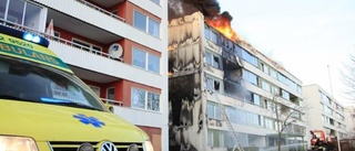 Stor brand i flerfamiljshus