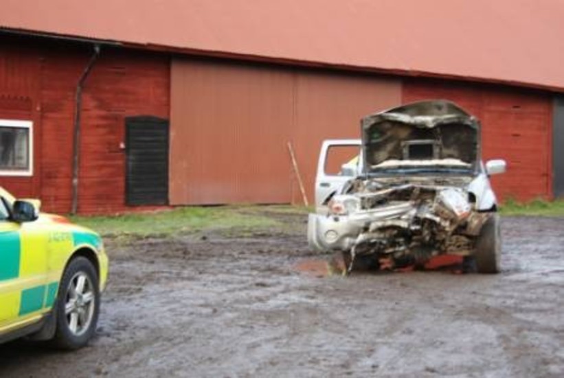 Två bilar totalförstördes vid en kollision utanför Vånga på onsdagen. Foto: Björn Persson/Wighsnews