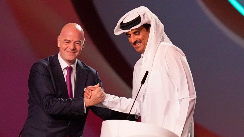 Fifas ordförande Gianni Infantino och Qatars emir Tamim bin Hamad. Arkivbild.