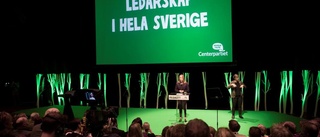 Centerpartiet tillbaka i mitten