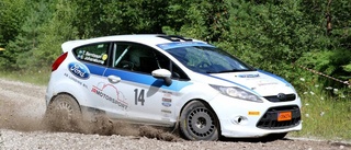 Stenhård kamp i rally-SM för Sebastian Johansson