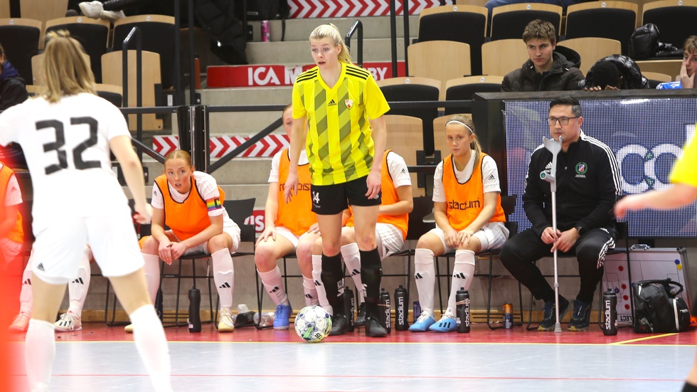 Alvina Edmundsson i Hangvars för helgen gula ställ gladdes åt finalplatsen.
