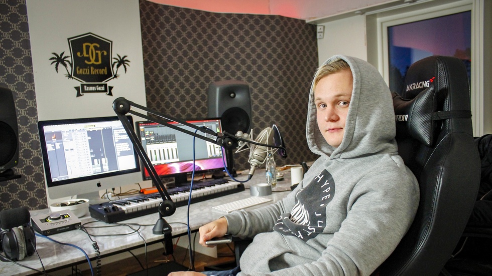 Rasmus Gozzi kommneterar nu anklagelserna om fejkade strömningssiffror.