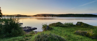 Gryning över Torneälven i Kurravaara 