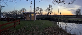 Broöppning påverkar trafiken över kanalen hela dagen