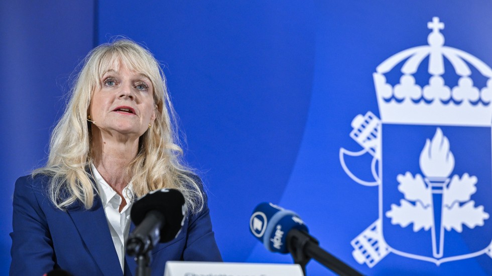 Charlotte von Essen är Säpochef. Hon höjer nu terrorhotnivån i Sverige, från en trea till en fyra på en femgradig skala.