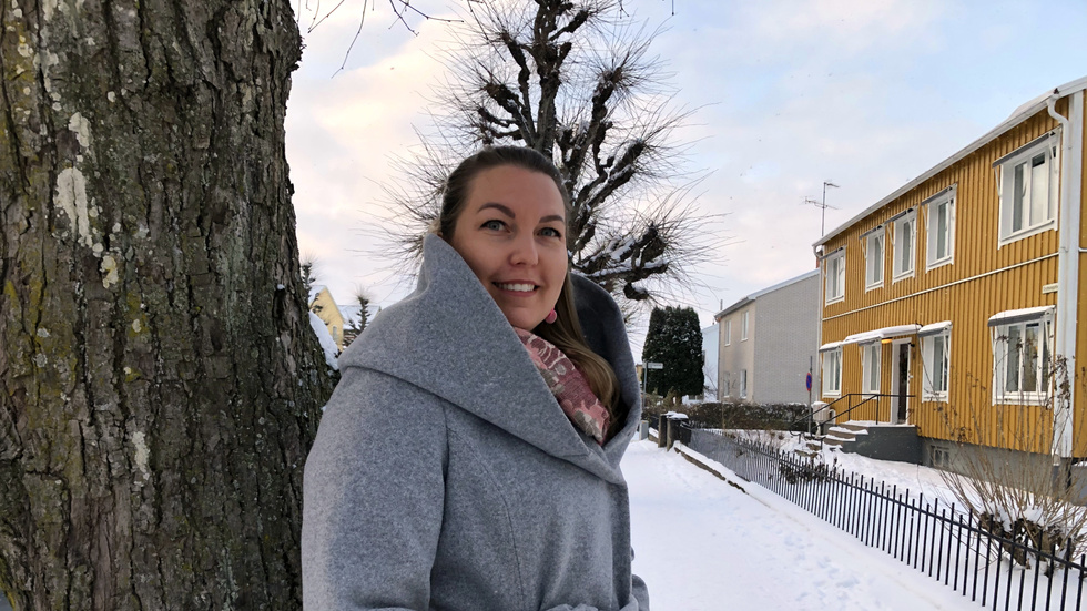Sara Sigge letar arbete i Enköping då hon flyttar hit i vinter. Hon räknar med att hon behöver lära känna staden och nätverka med alla hon möter. "Ofta hör man ju från kompisar och bekanta om det finns företag som söker jobb, det är sådana kontakter jag behöver knyta", säger hon.  