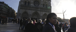 Rusning till återöppnad Notre Dame