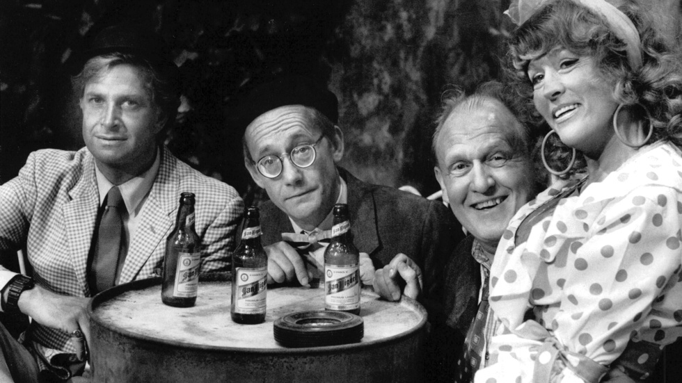 Gösta Ekman (tvåa från vänster) tillsammans med Ulf Brunnberg, Björn Gustafsson och Birgitta Andersson i samband med inspelningen av "Jönssonligan på Mallorca". Arkivbild.