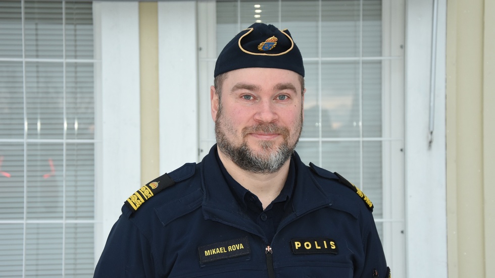 Lokalpolisområdeschef östra Norrbotten, Mikael Rova, berättar att det är ovanligt med en så stor kull som nu genomför sin aspirantutbildning i Norrbotten.