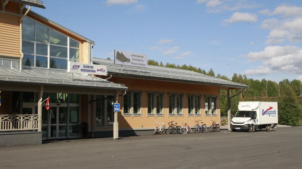 Det var vid 17.00-tiden som ett bråk mellan tre kvinnor ska ha uppstått vid resecentrum i Älvsbyn. Två av kvinnorna misstänks nu att rånat den tredje. (Arkivbild)