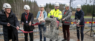 Äntligen: Första spadtaget taget för Ostlänken