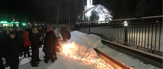 Ljusmanifestation på torget i Malå