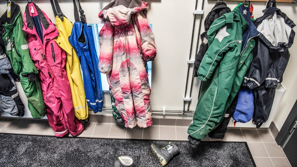 En förskola i Hemse hade missat att anmäla att de flyttat. Vilket leder till regonen hotar sig själva med böter. 