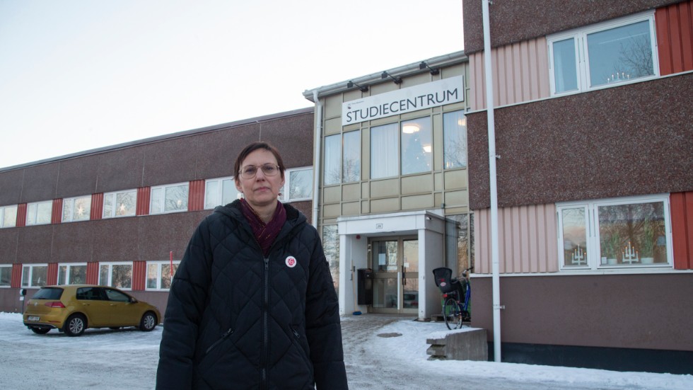 Att Arbetsförmedlingen öppnar i de gamla lokalerna utesluter Helena Stenberg. Däremot hoppas kommunalrådet att AF-skyltarna åker upp i Piteå igen.