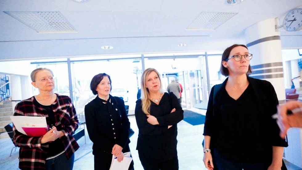 Hård kritik från facket. Från vänster Eva Westerlund, Kommunal, Christina Walter, Naturvetarna, Marianne Engberg, Kommunal och Camilla Eriksson Sundberg, Vårdförbundet Norrbotten.
