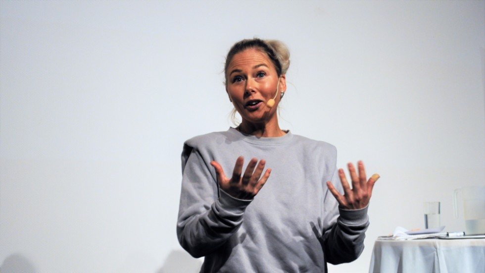Johanna Lassnack var kvällens dragplåster. Hon är mental coach, influencer, föreläsare, ryttare  och driver företaget Ryttarinspiration. Hon tävlar i hoppning på 1,30. Med mycket energi fick hon alla åhörarna att sitta kvar och lyssna i nära 2,5 timme.