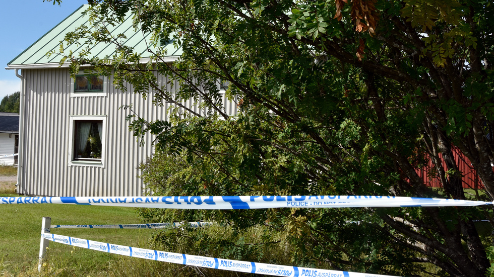 Mordet skedde i parets bostad i Sangis