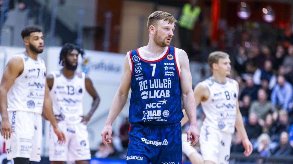 Viktige Gustav Hansson stannar i BC Luleå.