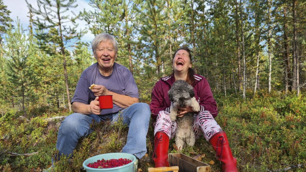 "Jag flyttade in i mammas liv och var förstås tvungen att respektera hennes sätt att leva. Den största utmaningen var nog allt resande mellan Sörmland och Hälsingland."