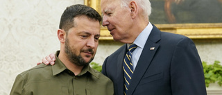 Biden lovar: Världen står vid Ukrainas sida