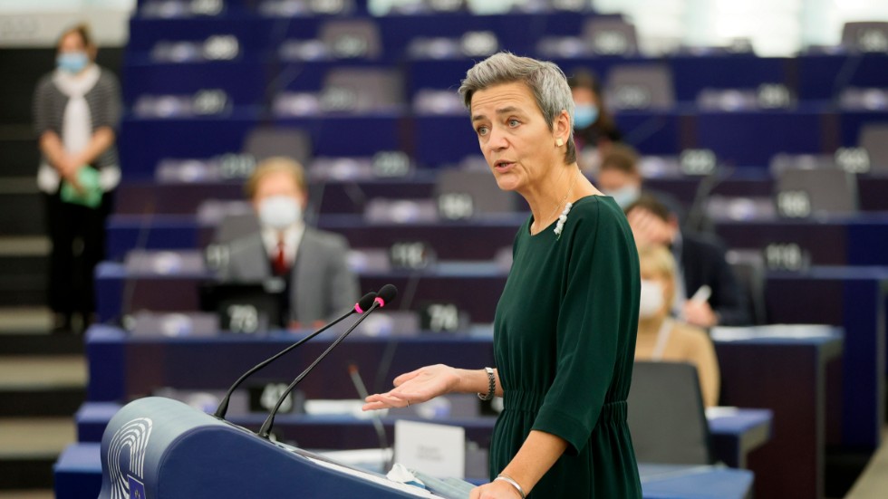 EU:s digitaliseringsansvariga exekutiva vice kommissionsordförande Margrethe Vestager i en tidigare debatt i EU-parlamentet. Arkivfoto.