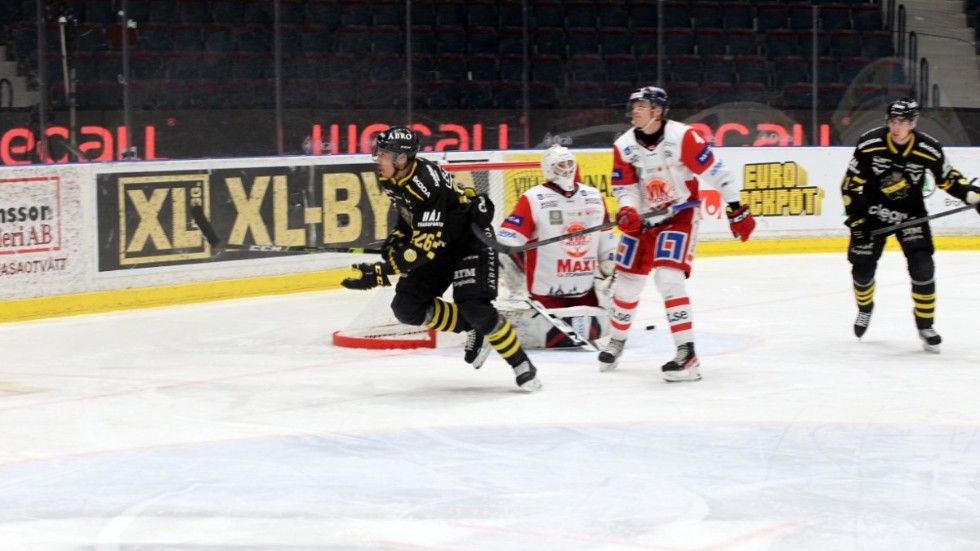Carl Lindbom överlistades visserligen här men gjorde på det stora hela en bra match när VIK avancerade.