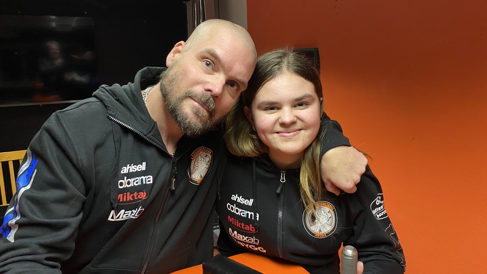 Vätternbrytarna i Motala har med Axel Petersson och Molly Friberg på SM-veckan. Båda tros ha guldchans i respektive klass.