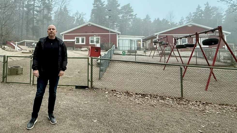 "Alla mina barn har gått på Tallbackens förskola och jag vet hur fantastisk personalen där är, då är det extra tråkigt att just den läggs ner", konstaterar Conny Welén (S), som sitter med i humanistiska nämnden.