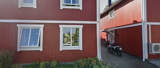 111 kvadratmeter stort kedjehus i Motala får nya ägare