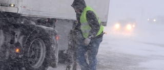 "Inför lag om snökedjor på lastbilar"