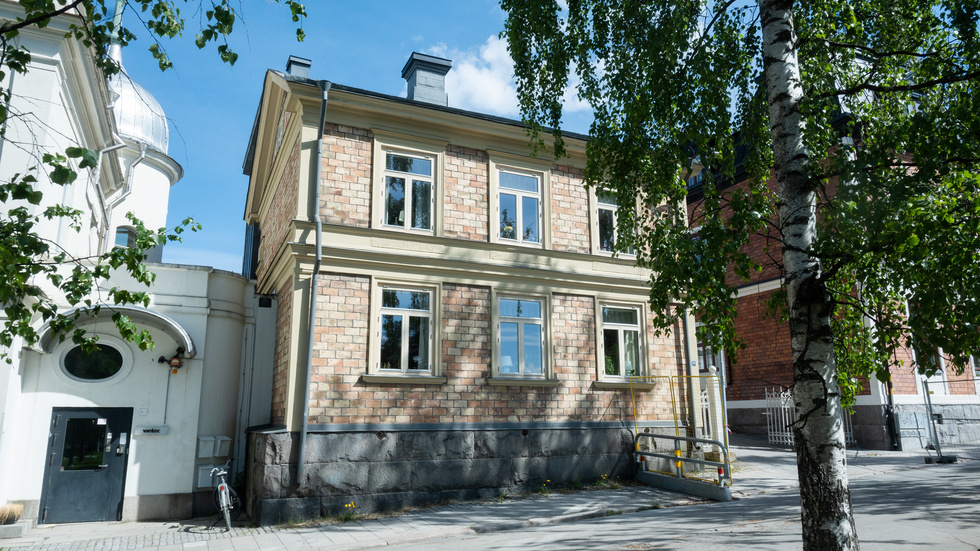 Kyrkogatan 10 är till salu.