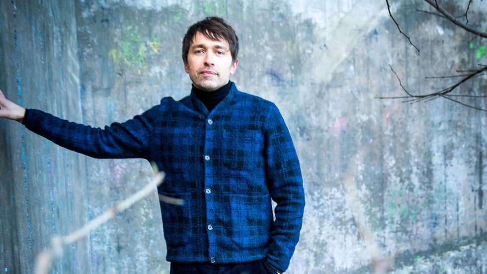 Peter Morén uppträder under fredagen på Fåfängans scen med sitt nya solo-projekt Sunyears. 