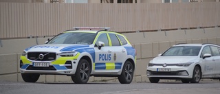 Polispådrag efter att äldre person hittats död i bostad