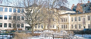 Internt bråk om högstadieskolan