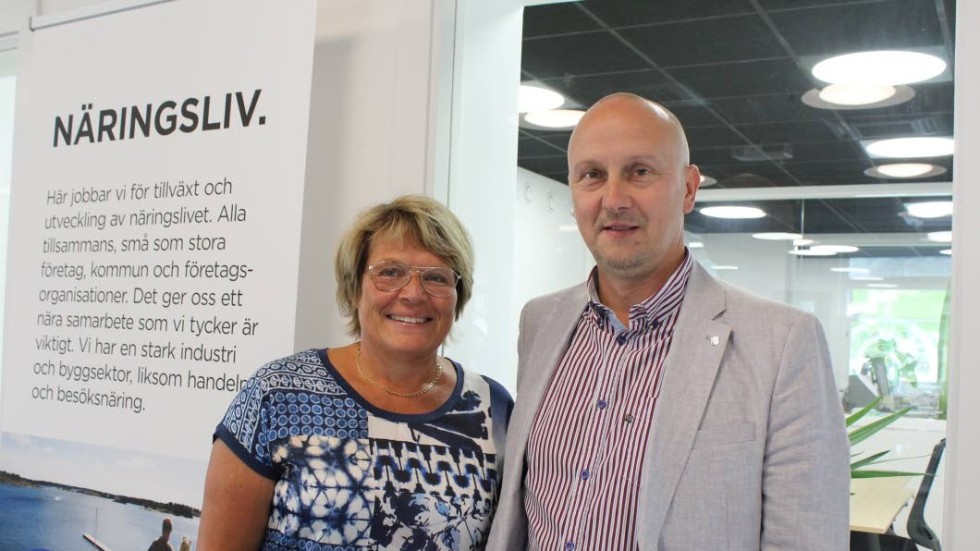 Anne-Louise Kroon på Coffice och Björn Ekengren, näringslivssamordnare, är glada att kunna erbjuda ett mentorsprogram i samarbete med Almi till Söderköpings företagare.