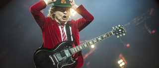 Topplistorna: AC/DC går rakt in som etta