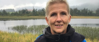 Carola hjälper unga under pandemin: "Vissa tar sig inte upp ur sängen"