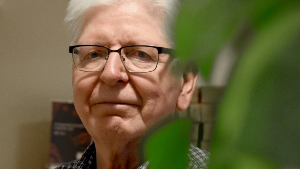  "Skandal. Människor kan ju dö, säger Sten Fors, ordförande i Pensionärernas riksorganisation(PRO) i Norrbotten