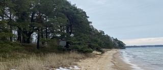 Vill utreda strandnära boende trots tjänstemännens nej