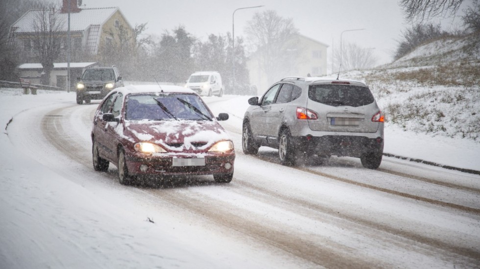 Norderväg, eller lasarettsbacken som den kallas i folkmun, är en av de vägsträckor i Visby där det kan bli störst problem i trafiken vid snö och halka. 