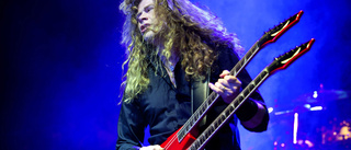 Dave Mustaine skriver självbiografi