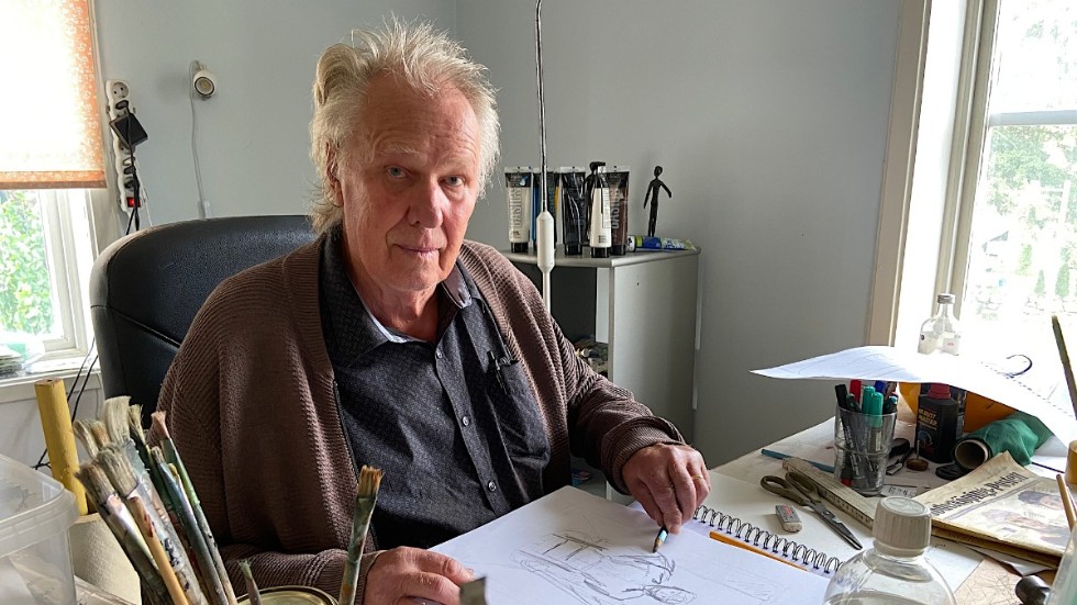 Björn Römert tycker det är sorgligt att bli av med lokalen i Mulachska huset. "Jag förstår att kommunen vill sälja, men jag tror att vi drar folk till Söderköping så jag skulle önska hjälp att hitta något annat", säger han.